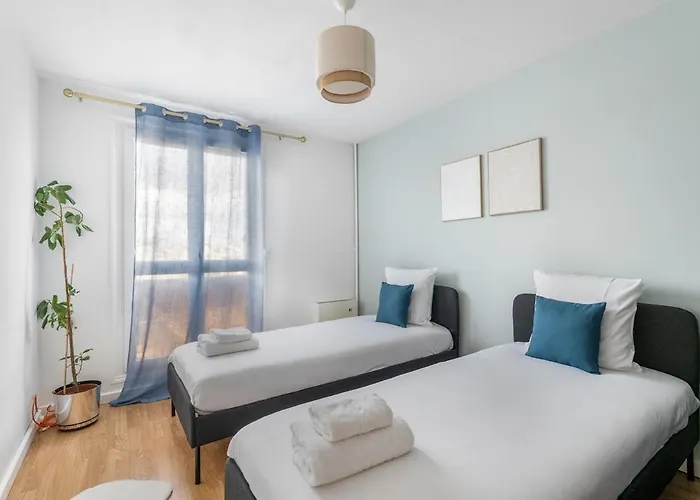 公寓 Cozy, Private Parking And Office With Screen 74 M2 *